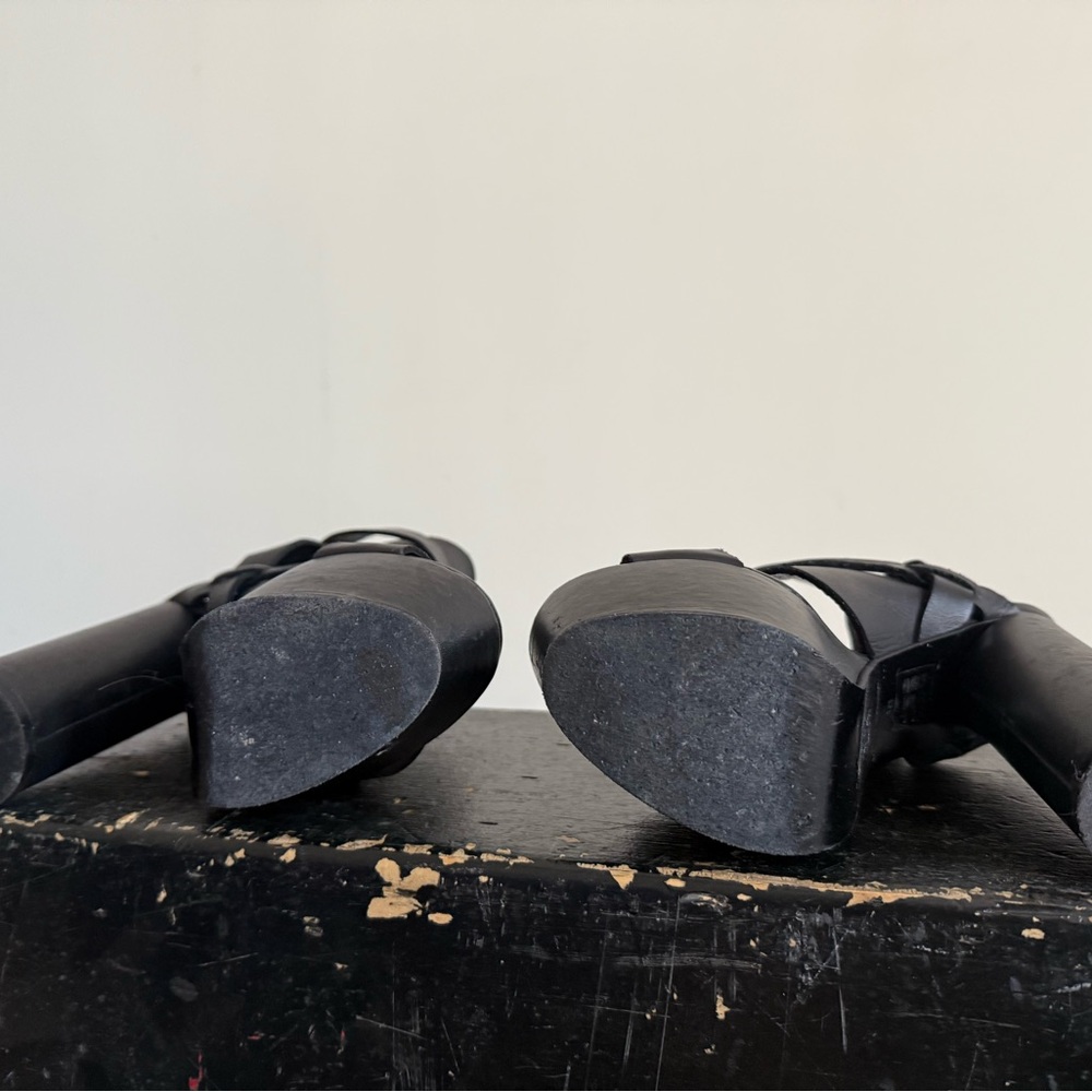 Surface To‎ Air Black Leather Platforms - Picture 4 of 5